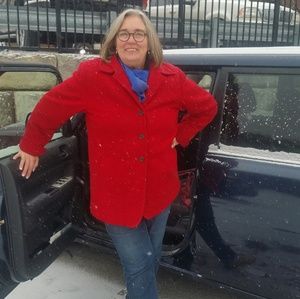 Meet your Posher, Virginia